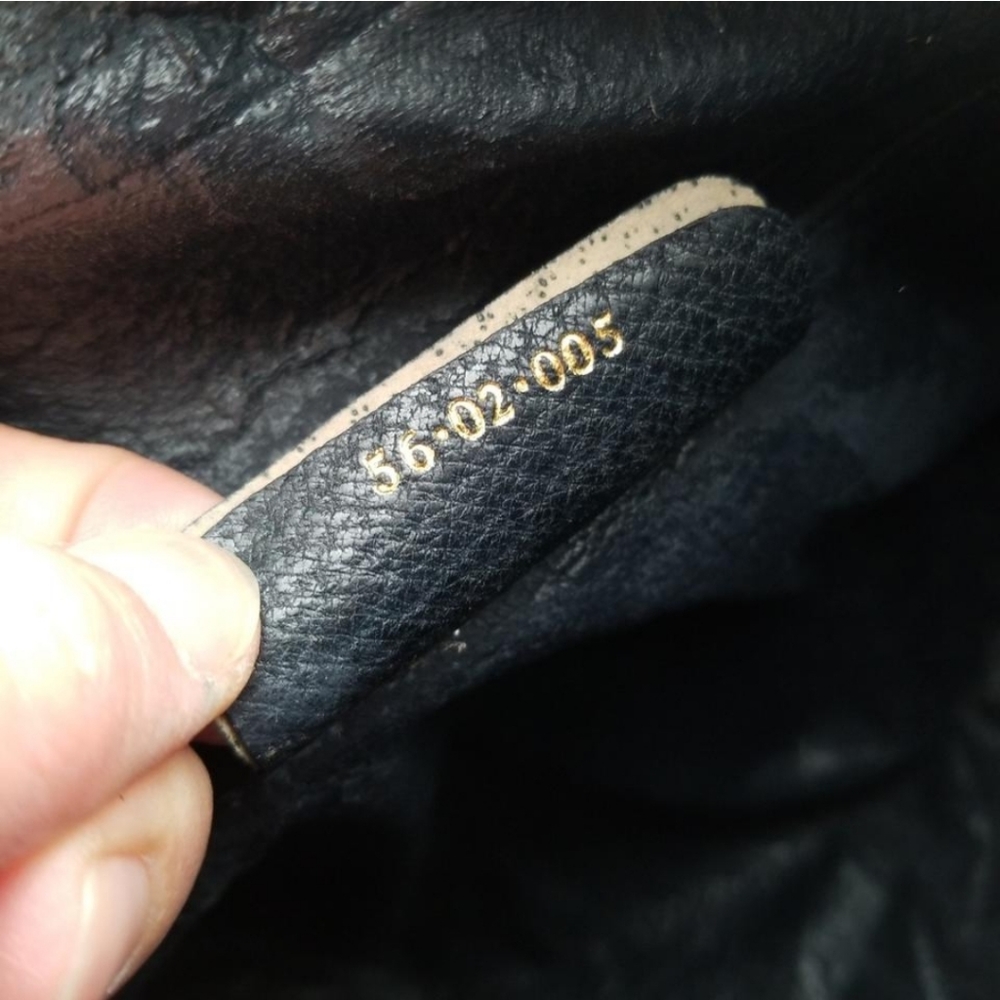 Authentic Vintage Gucci Camera Shoulder Bag - Picture 11 of 12